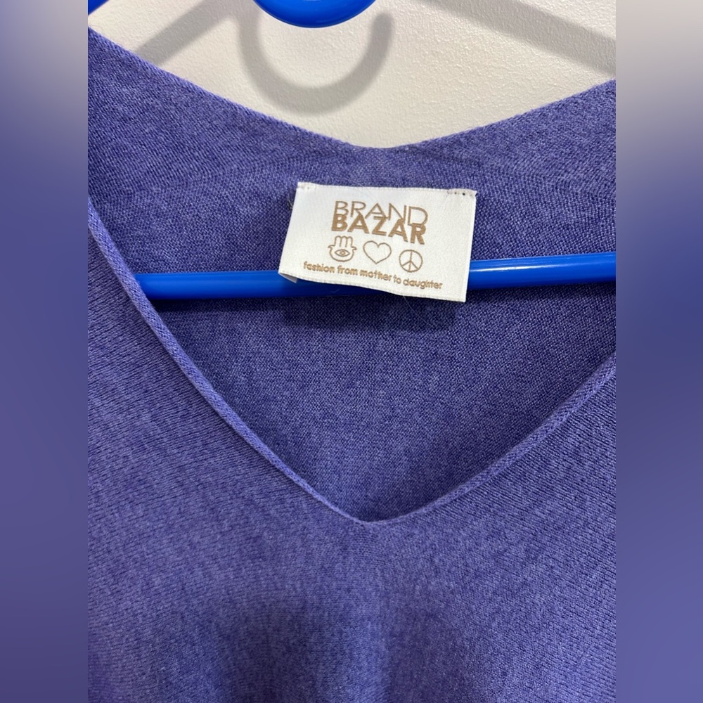 🍁Brand Bazar Purple V Neck Sweater - Picture 5 of 8